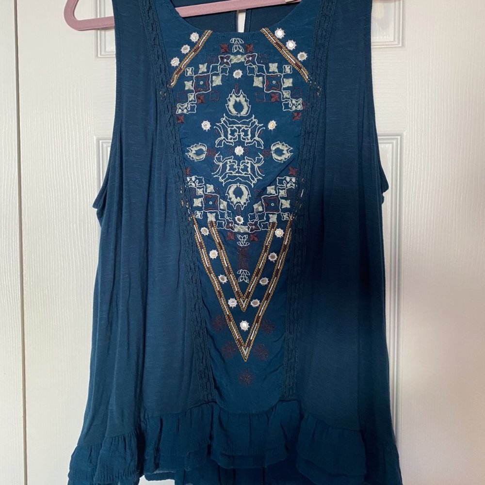 Women’s Knox Rose Blue Embroidered Shirt Size XXL